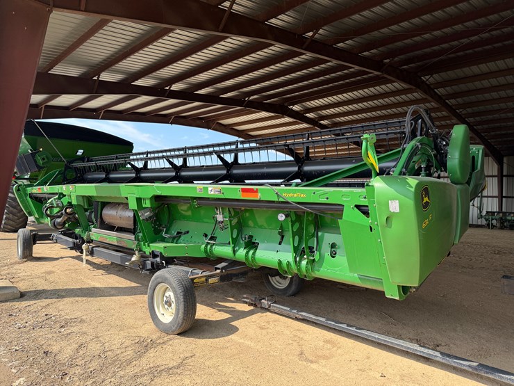 2014-john-deere-30-image-4