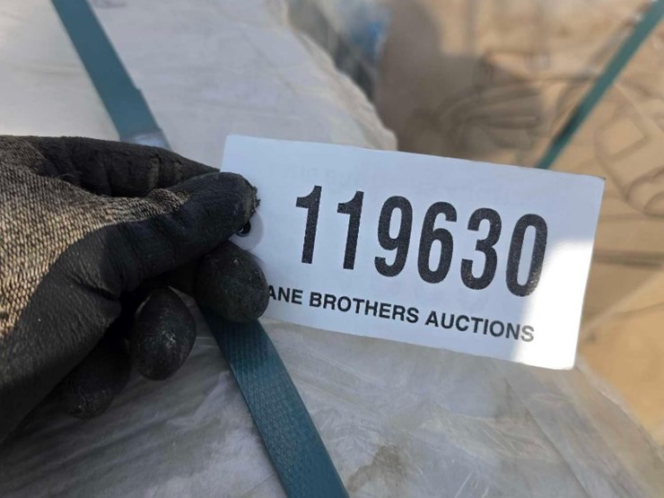 --absolute---new-high-end-massage-chair-image-5