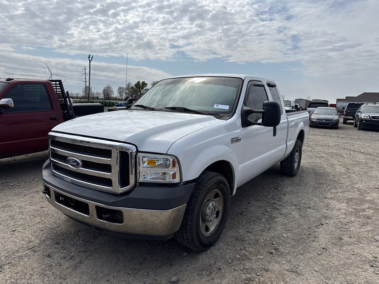 2006-ford-f250-image-1