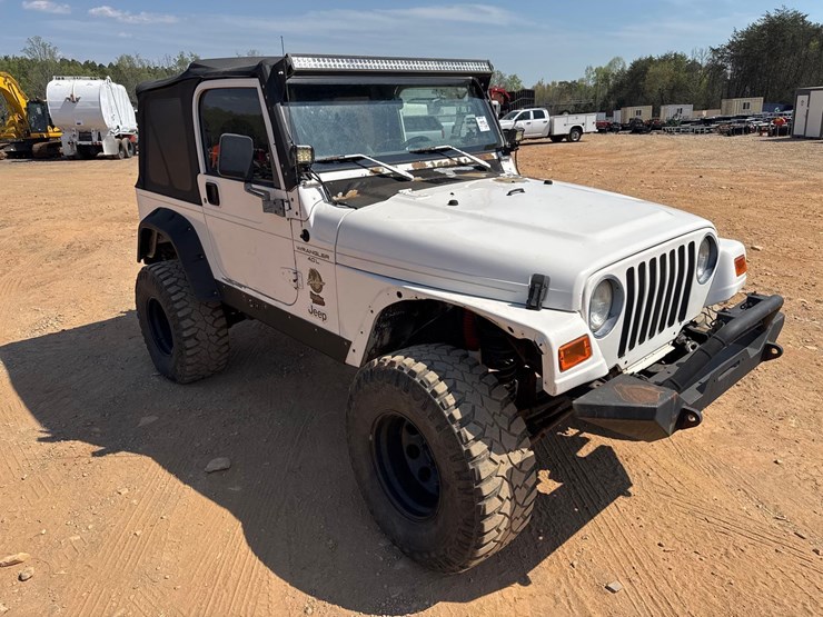 1999-jeep-wrangler-image-7