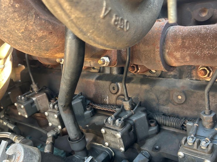 2000-mack-ch613-image-38