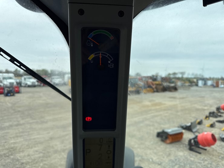 2015-new-holland-t8.410-image-47