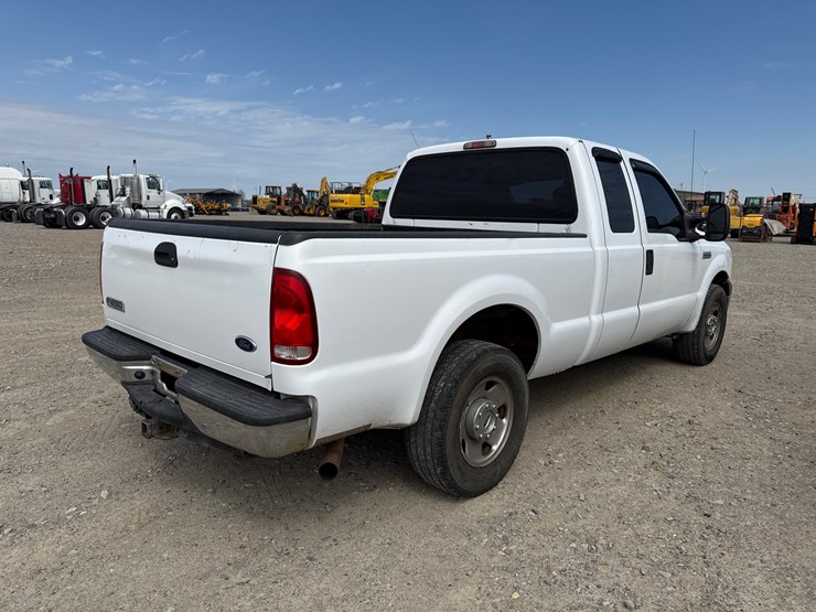 2006-ford-f250-image-3