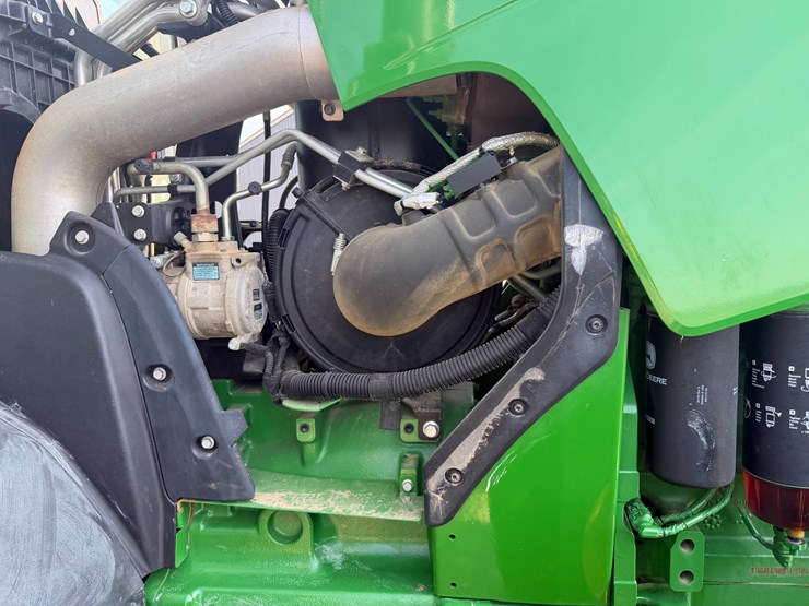 2017-john-deere-8320r-image-57