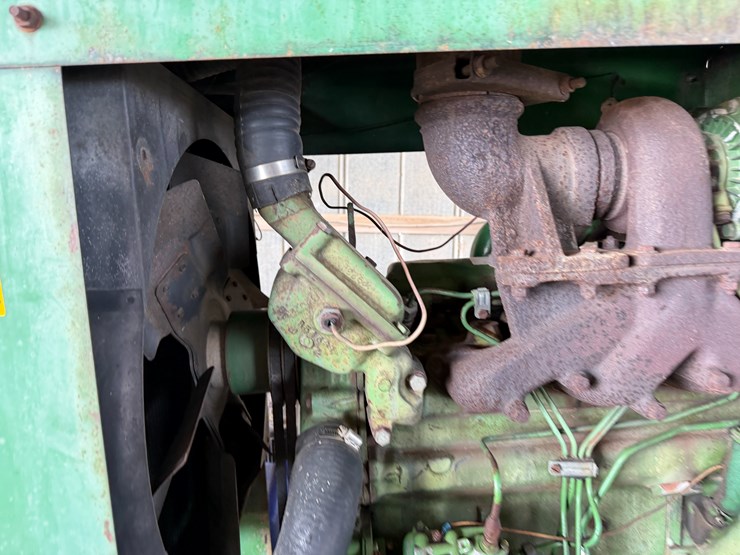 john-deere-4045t-image-22