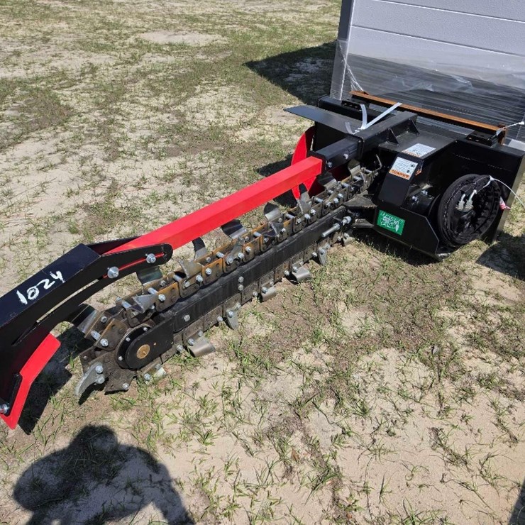 - ABSOLUTE - NEW RAYTREE TRENCHER ATTACHMENT