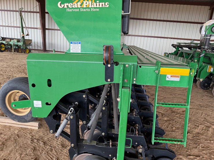 #40294-•-great-plains-2520-25'-grain-drill-image-137