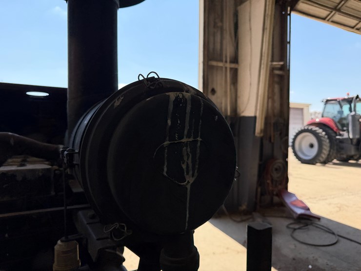 #40321-•-case-4391t-4-cyl-power-unit-w/-trailer-image-24