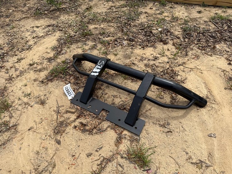 5211---kubota-grill-guard-image-2