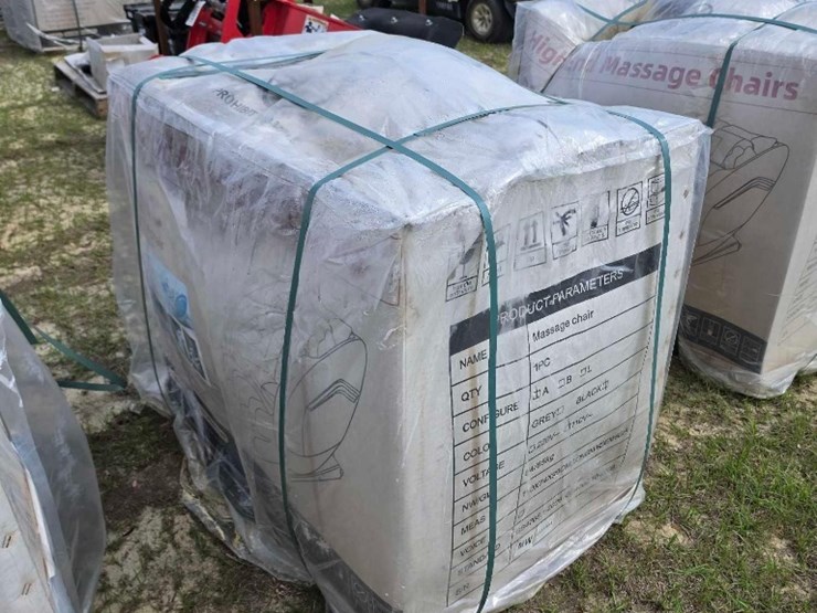 --absolute---new---high-end-massage-chair-image-4