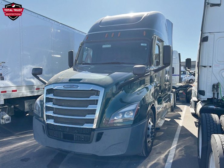 2022-freightliner-cascadia-126-image-2