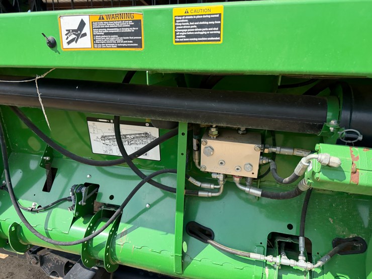 2014-john-deere-30-image-22