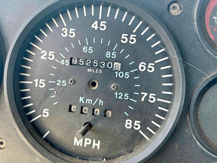 2000-mack-ch613-image-66