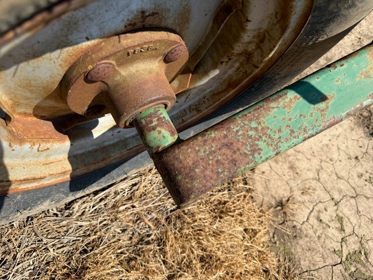 john-deere-16-image-7