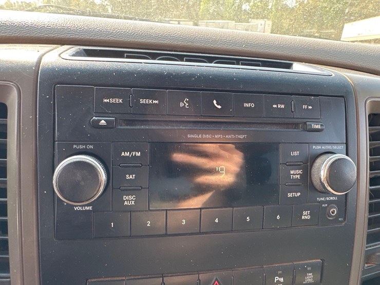 2012-dodge-ram-2500-image-18