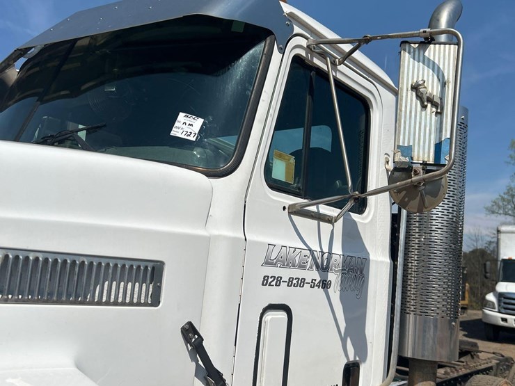 2000-mack-ch613-image-9