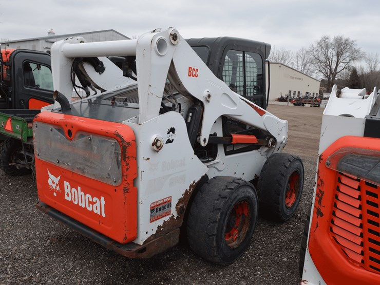 2017-bobcat-s740-image-8