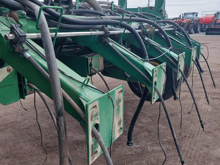 john-deere-1790-image-16