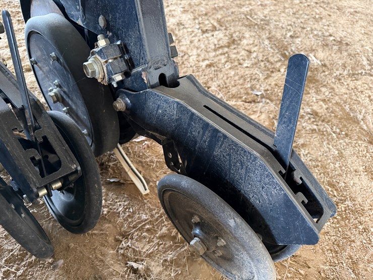 #40294-•-great-plains-2520-25'-grain-drill-image-16