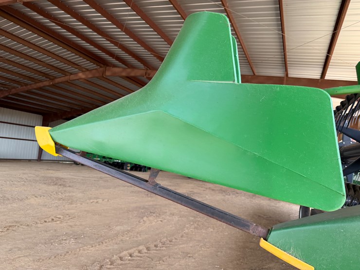 2014-john-deere-30-image-30