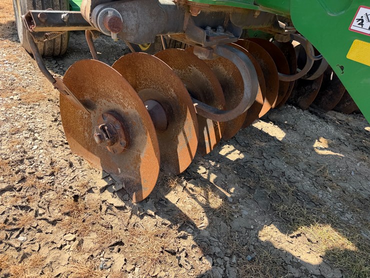 john-deere-2623-image-54