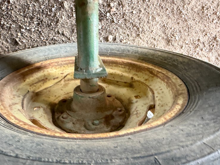 #40298-•-engines-inc-414d-6-cyl-power-unit-w/-trailer-image-9