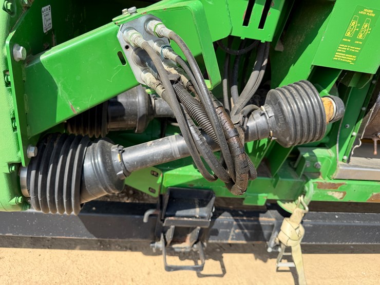 2014-john-deere-30-image-17