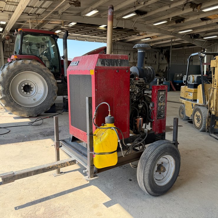 #40321 • Case 4391T 4 cyl Power Unit w/ Trailer