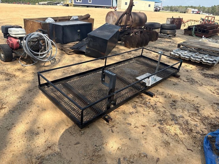5300---3'-x-7.5'-hitch-mount-cargo-rack-image-1