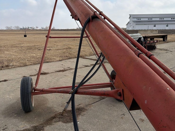 sudenga-8”-x-30ft-truck-auger-image-15