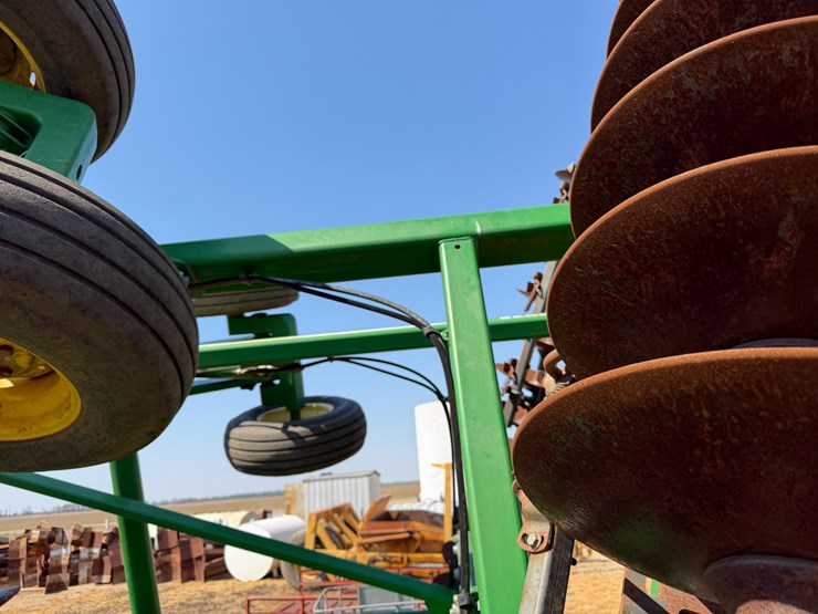 john-deere-2623-image-59