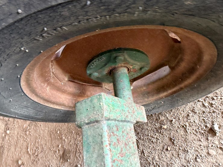 john-deere-4045t-image-7