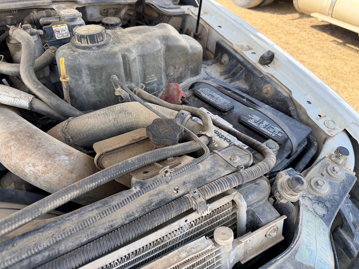 2010-ford-f350-image-38