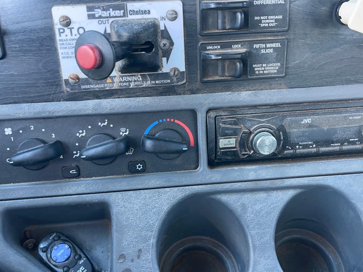 2004-caterpillar-c12-image-85