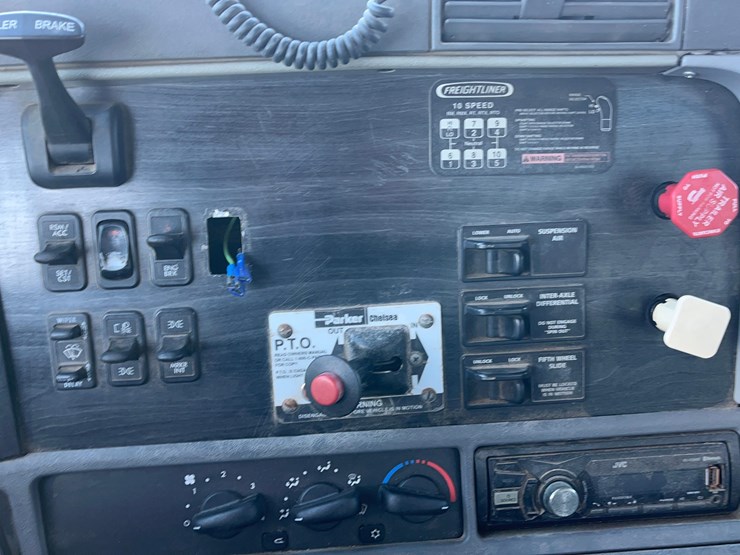 2004-caterpillar-c12-image-84