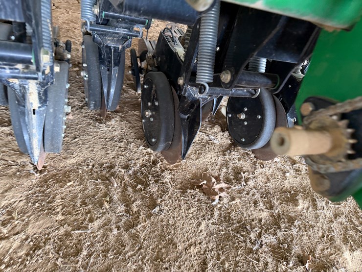 #40294-•-great-plains-2520-25'-grain-drill-image-122