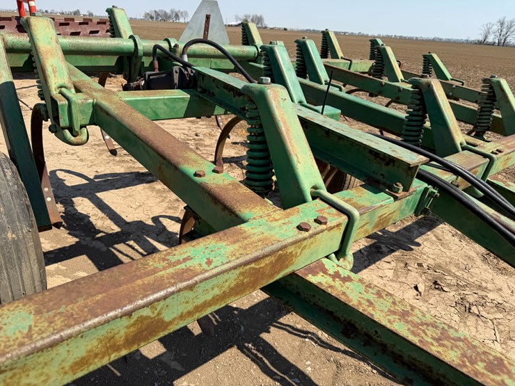 #40325-•-20'-chisel-plow-image-43