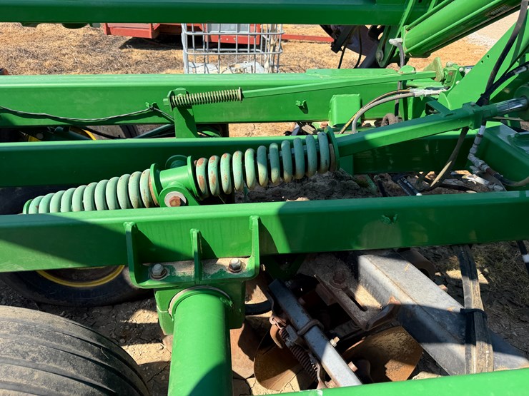 john-deere-2623-image-63