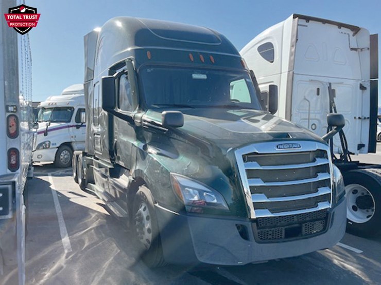 2022-freightliner-cascadia-126-image-1