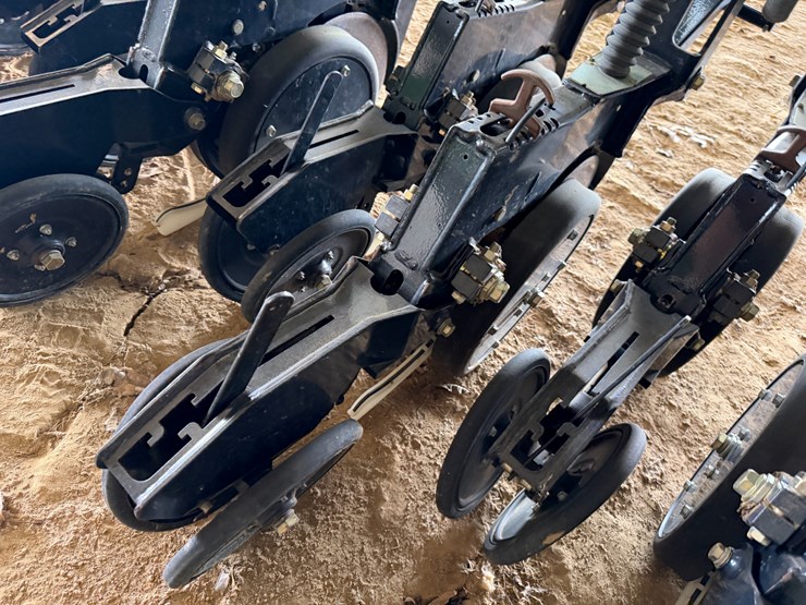 #40294-•-great-plains-2520-25'-grain-drill-image-56