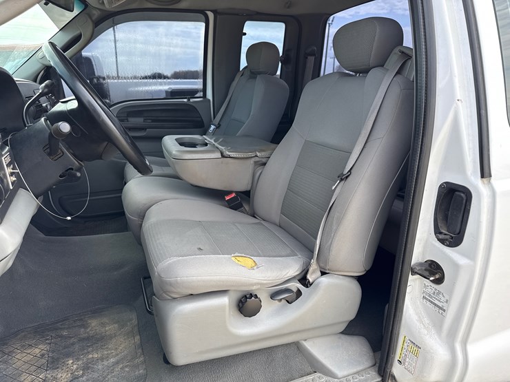 2006-ford-f250-image-28