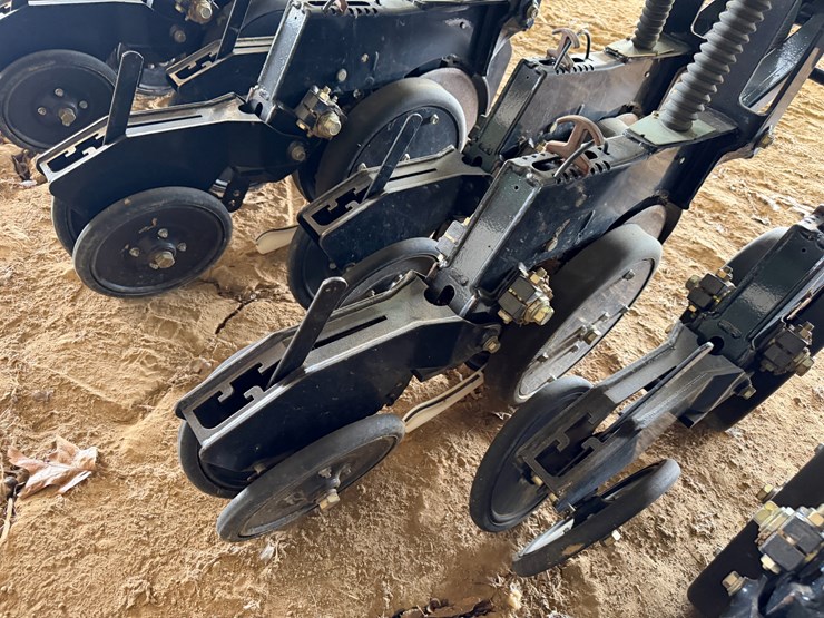 #40294-•-great-plains-2520-25'-grain-drill-image-49