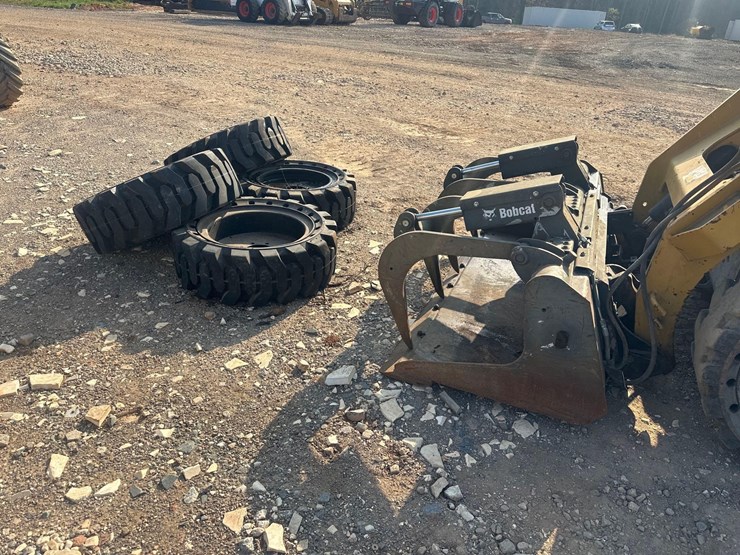 caterpillar-236d-image-7