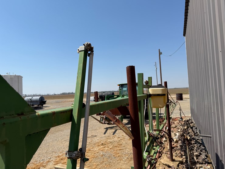 #40336-•-54'-spray-boom-image-37