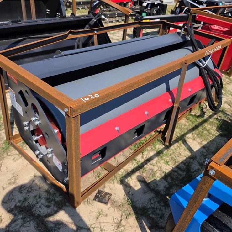 - ABSOLUTE - NEW RAYTREE VIBRATORY ROLLER