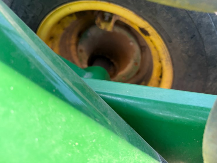 john-deere-2623-image-14