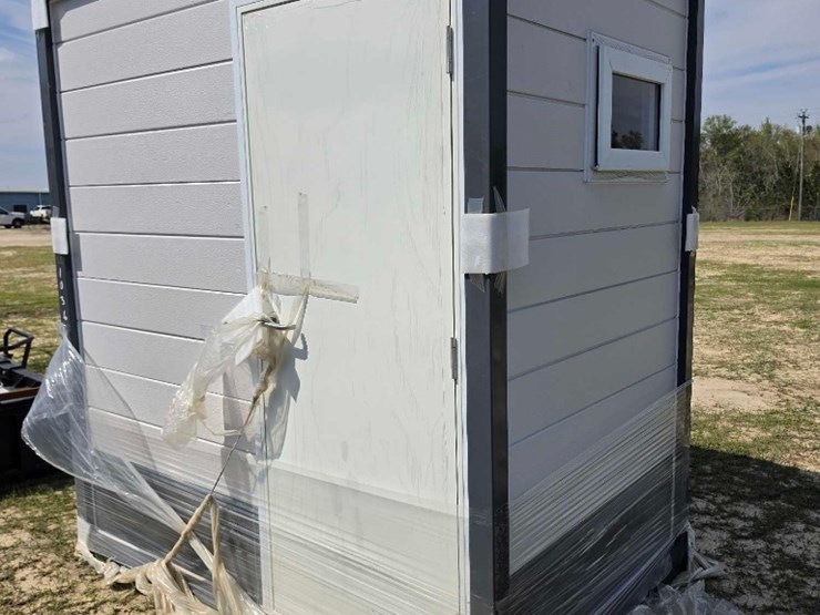 --absolute---new-raysky-mobile-toilet-image-2