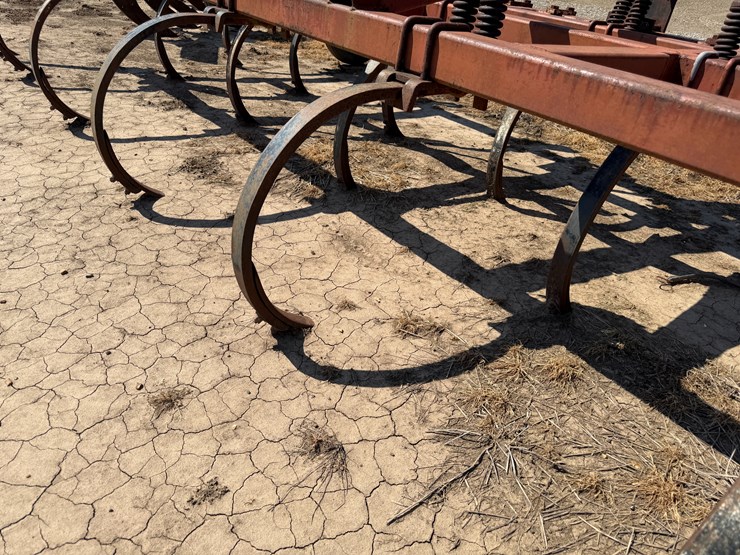#40328-•-20'-chisel-plow-image-15