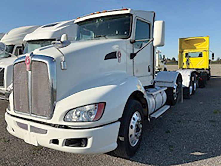 2014-kenworth-t600-image-2