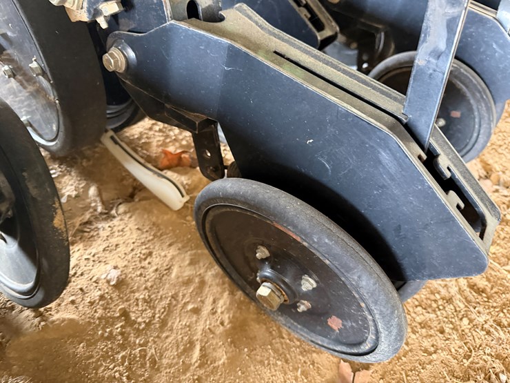 #40294-•-great-plains-2520-25'-grain-drill-image-34